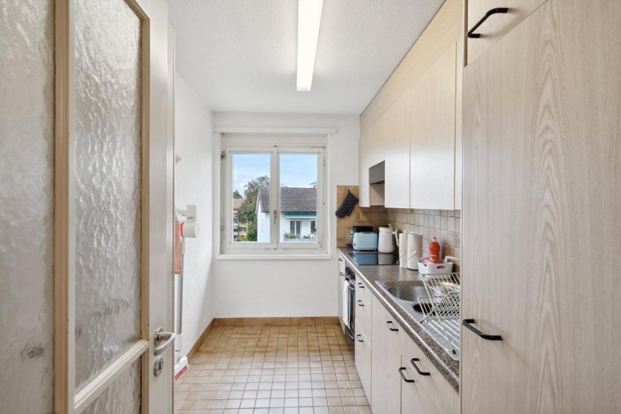 Affordable Comfort In Zurich Apartment Ngoại thất bức ảnh