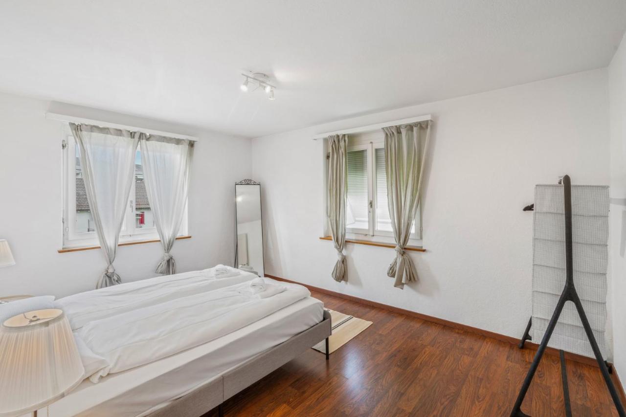 Affordable Comfort In Zurich Apartment Ngoại thất bức ảnh