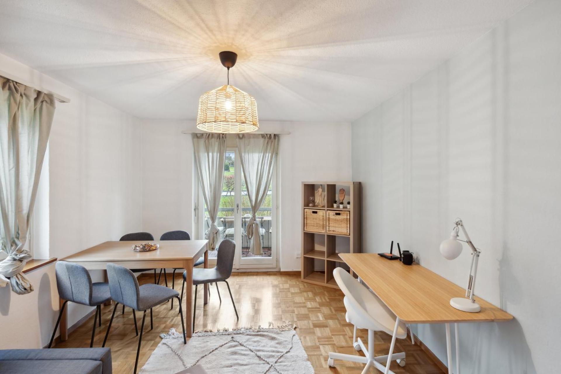 Affordable Comfort In Zurich Apartment Ngoại thất bức ảnh