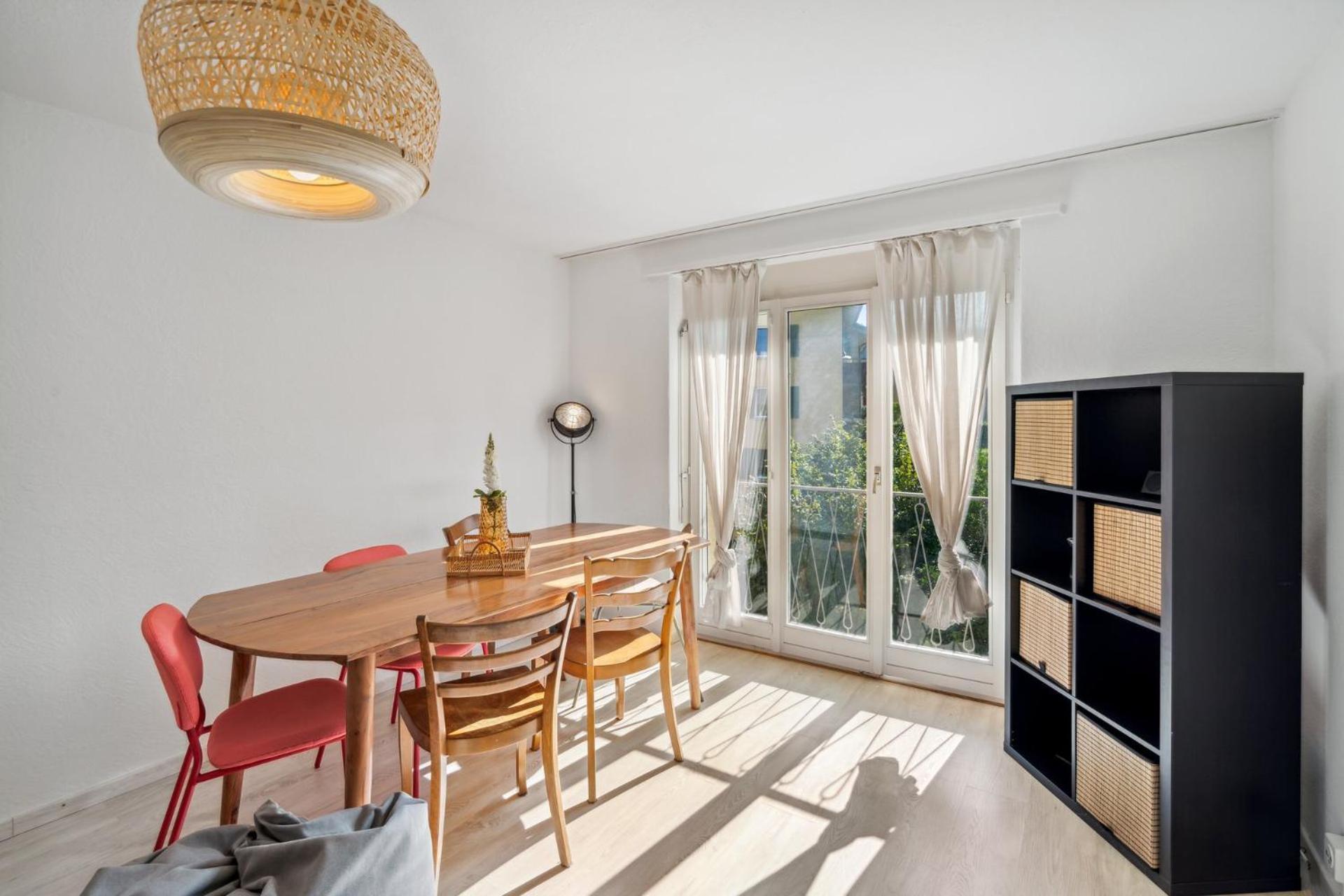 Affordable Comfort In Zurich Apartment Ngoại thất bức ảnh