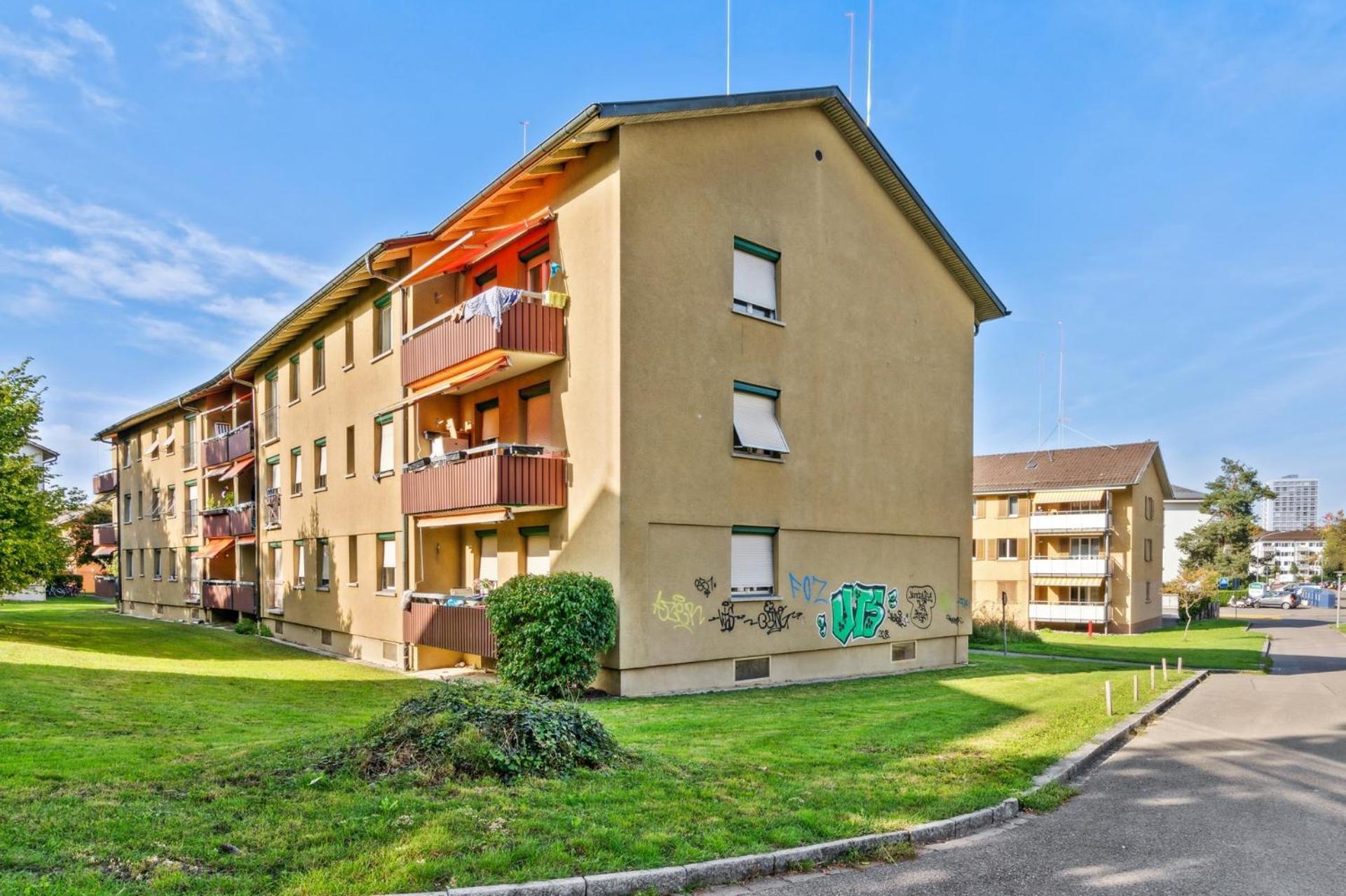 Affordable Comfort In Zurich Apartment Ngoại thất bức ảnh